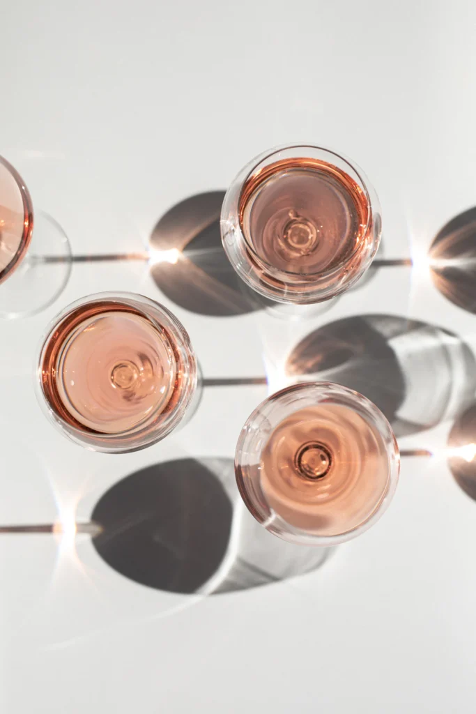 Photo d’illustration : Vin rosé (ballon)